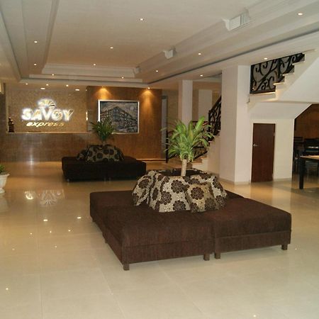 Savoy Express Hotel Torreón Buitenkant foto