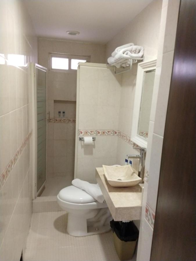 Savoy Express Hotel Torreón Buitenkant foto