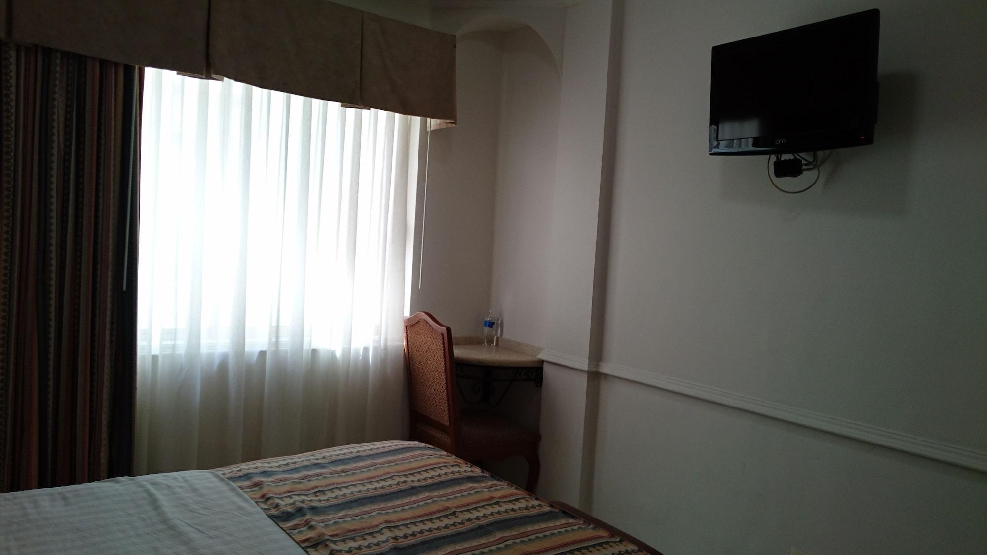 Savoy Express Hotel Torreón Buitenkant foto