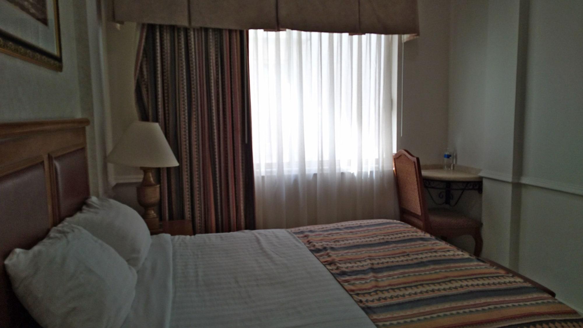 Savoy Express Hotel Torreón Buitenkant foto