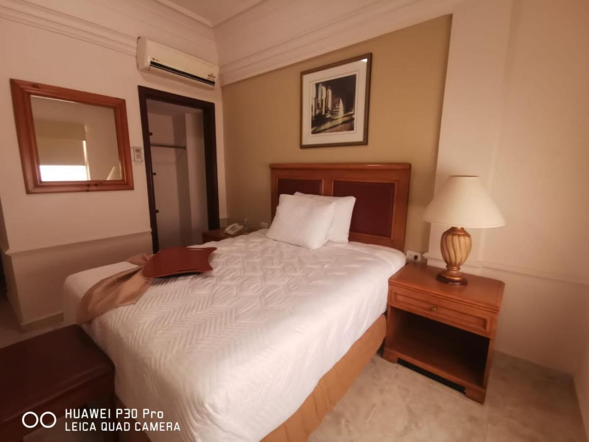Savoy Express Hotel Torreón Buitenkant foto