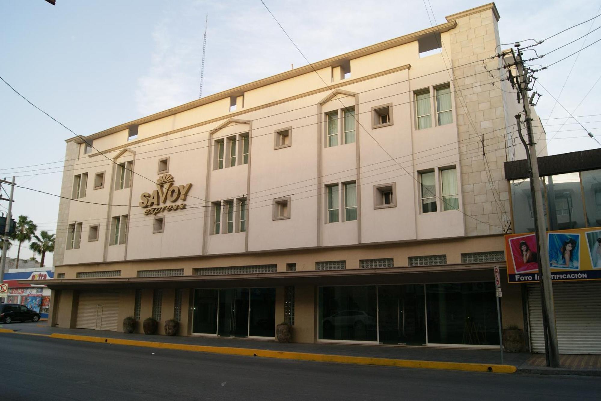 Savoy Express Hotel Torreón Buitenkant foto