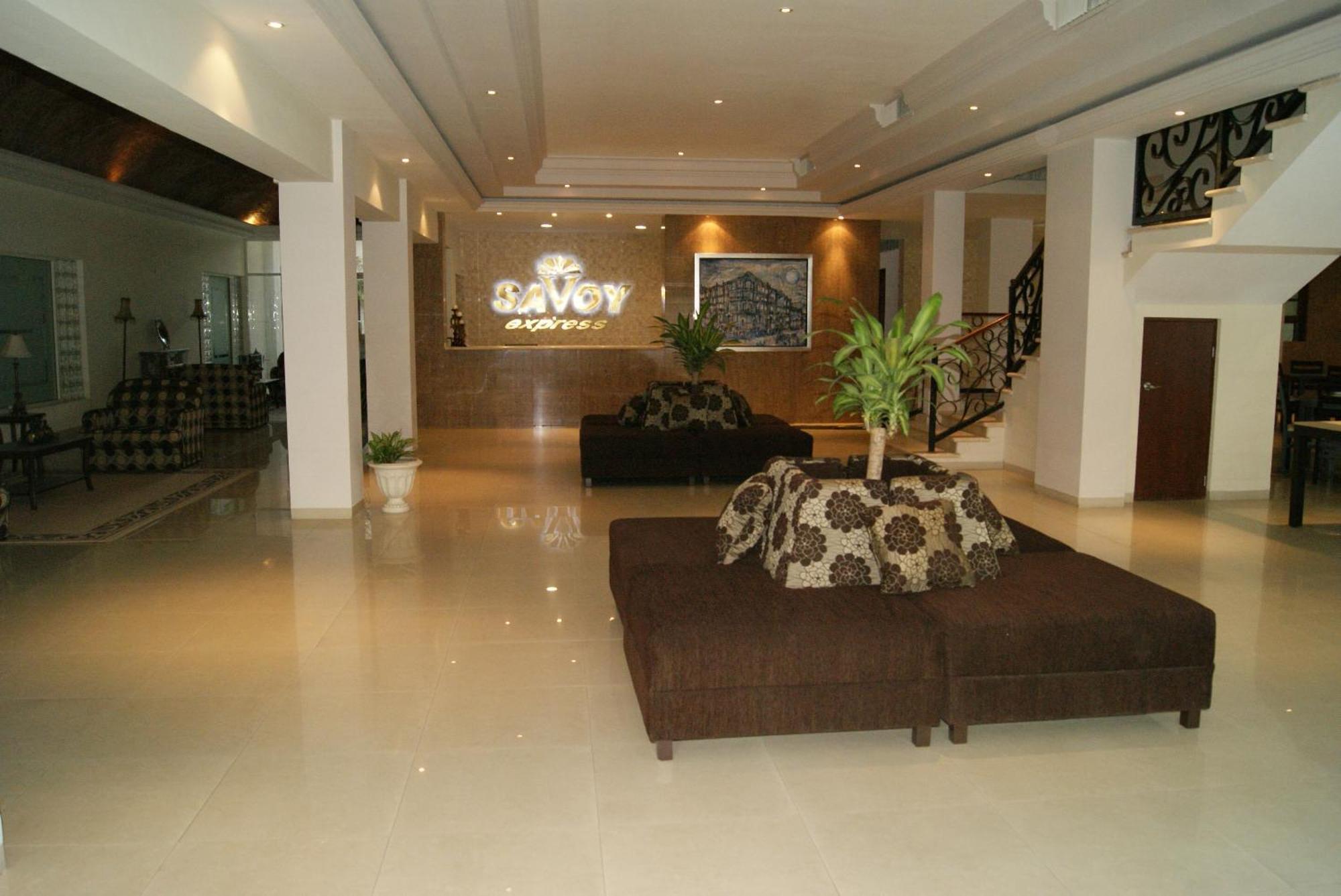 Savoy Express Hotel Torreón Buitenkant foto
