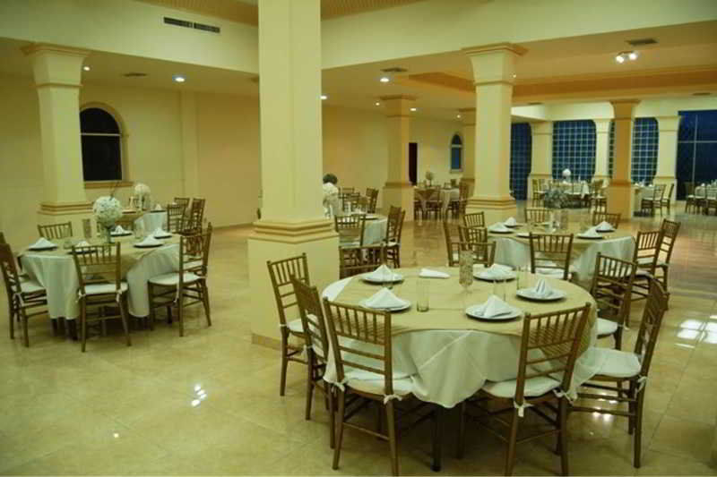 Savoy Express Hotel Torreón Buitenkant foto