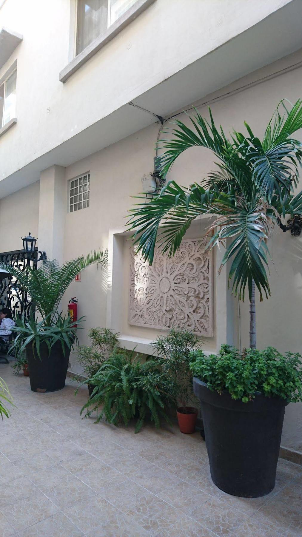 Savoy Express Hotel Torreón Buitenkant foto